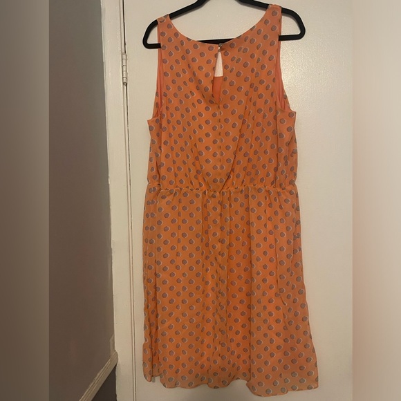Salmon knee length dress - Picture 5 of 5